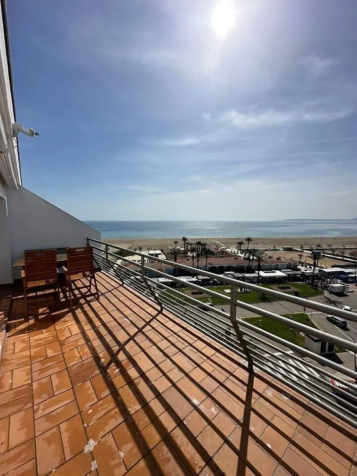 Awaydays Atico Con Vistas Increibles Apartment Empuriabrava